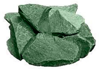 Жадеит поєднує в собі максимально високий коефіцієнт межі міцності з дуже низьким показником водопоглинання, що роблять цей камінь абсолютно безпечним для застосування в сауні і лазні;   Жадеит володіє дуже високою щільністю (3300-3400 кг / м3) при низькій теплопровідності, що дає можливість тривалий час віддавати закумульоване тепло, такі властивості каменю сприяє максимально довгого зберігання легкої пари