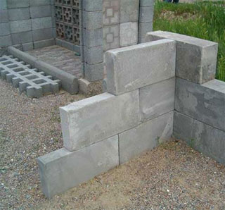 Пінобетон - один з видів бетону, структура якого після висихання являє пористі замкнуті осередки по всьому об'єму